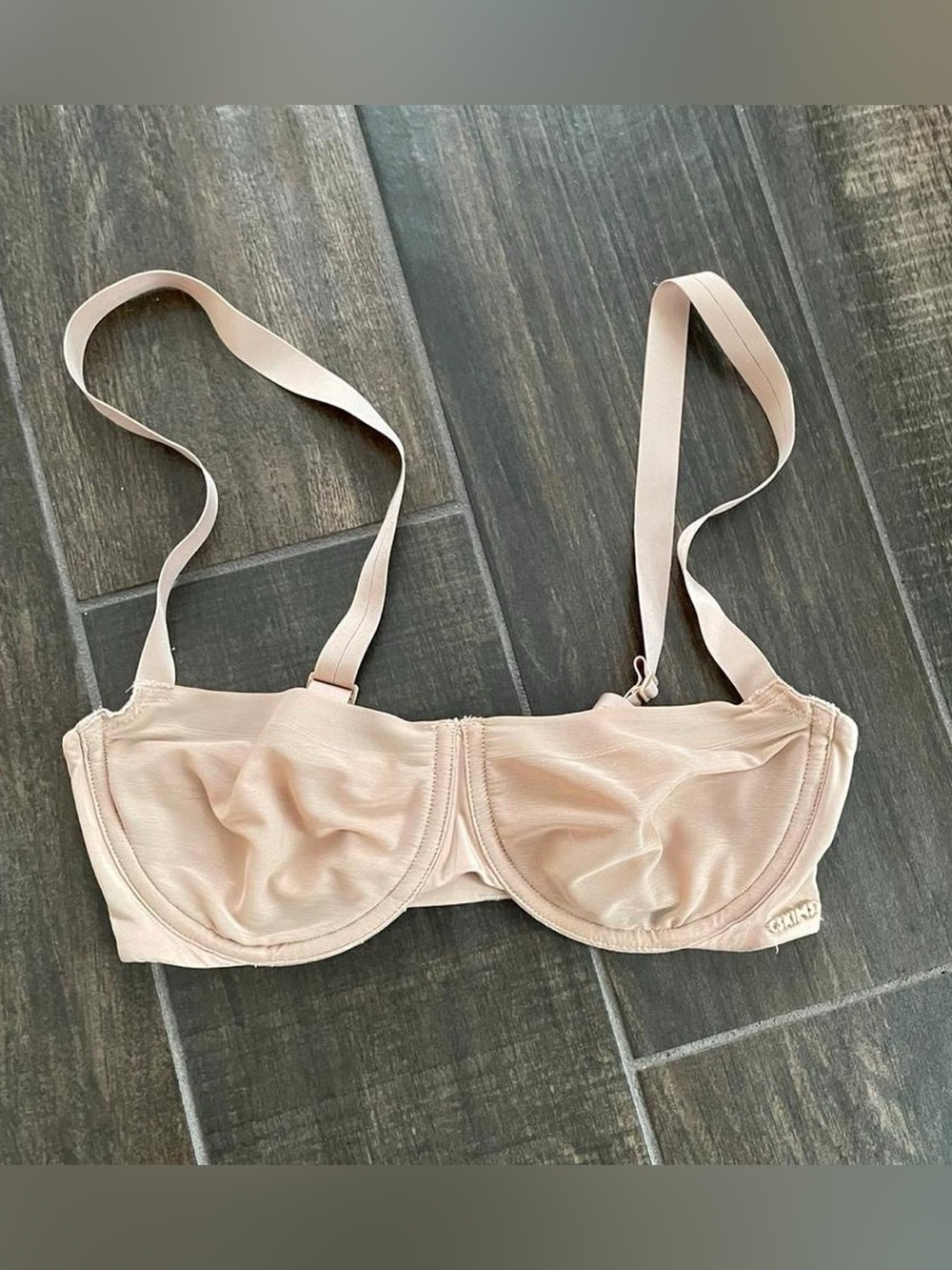 Skims NO SHOW MOLDED UNLINED BALCONETTE BRA
